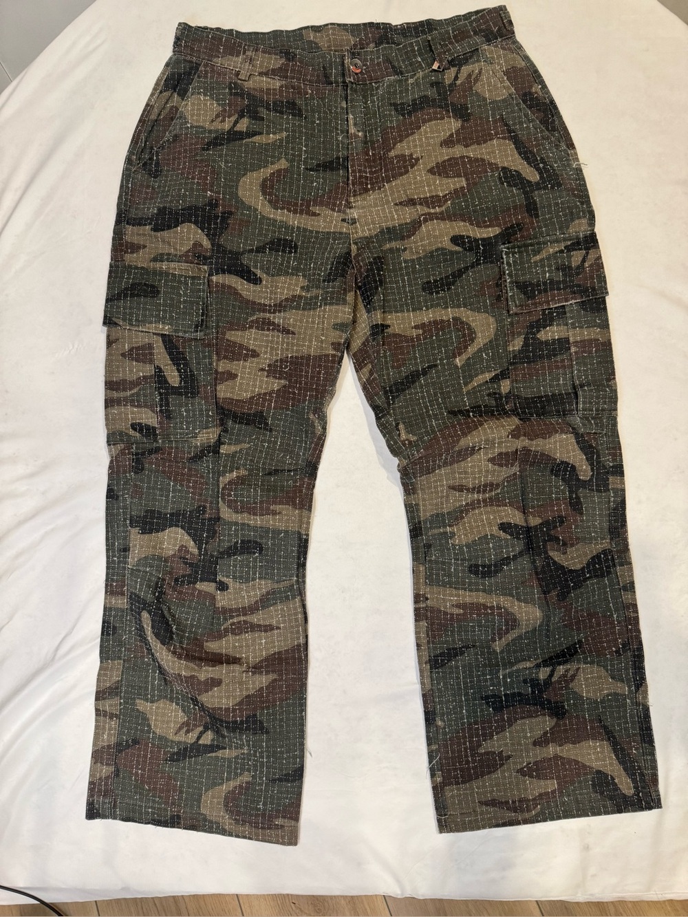 YoungLA YLA Camo Cargo Pants Men’s XL NWT Tactical Military Streetwear Y2K